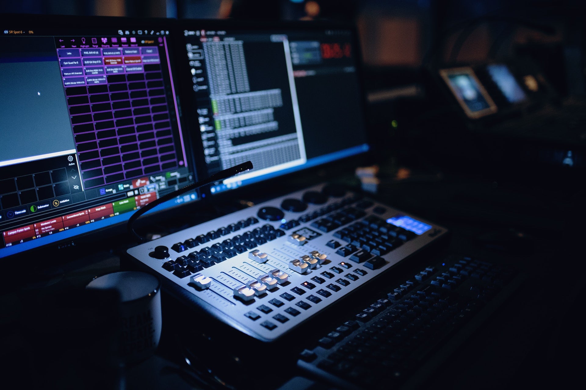 3 Top Music Mixing Software for Aspiring Producers